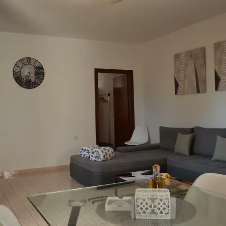 Lavanda Appartement Sutomiscica